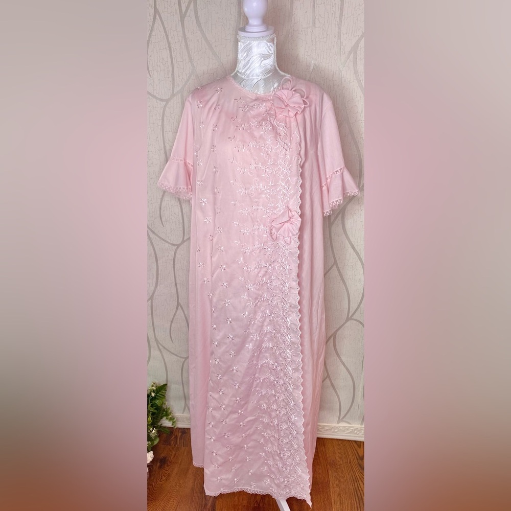 🌷 Vintage 🌷 Pink Embroidered Nightdress & Matching Robe 100% Cotton